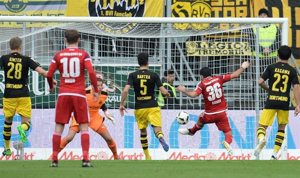 El Borussia Dortmund no da por perdida la segunda plaza. EFE