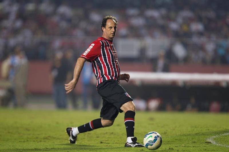 Rogério Ceni hizo autocrítica tras ser cesado. EFE
