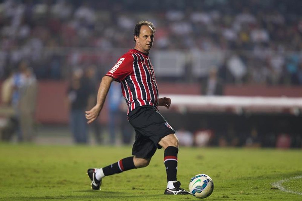 Rogério Ceni hizo autocrítica tras ser cesado. EFE