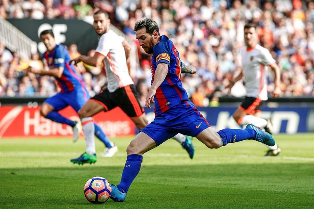 Messi le ha anotado 19 goles a Diego Alves. EFE/Archivo