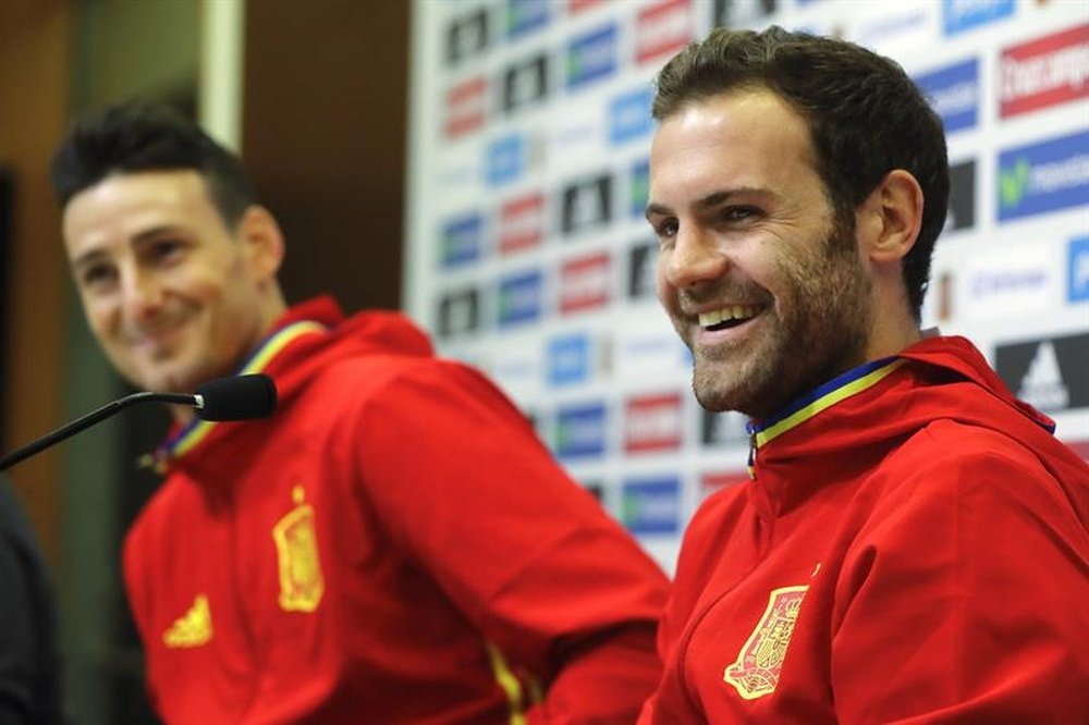 Juan Mata, orgulloso de que la Selección de España juegue en Inglaterra. EFE/