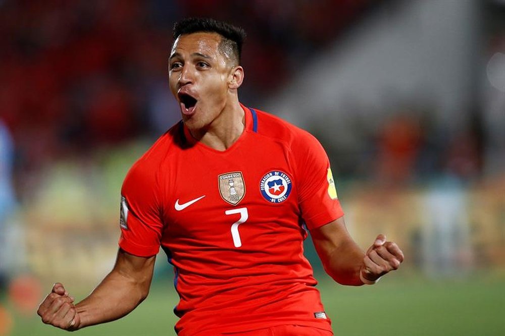 Alexis Sánchez já é o melhor marcador da história da Seleção do Chile