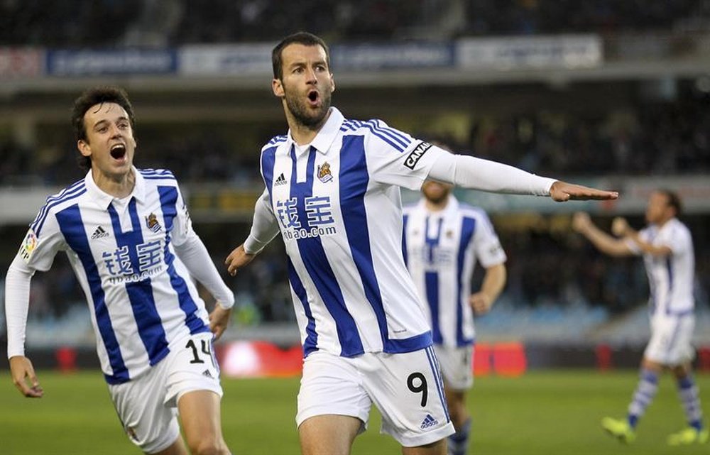 La Real inicia la pretemporada con Imanol Agirretxe totalmente recuperado. EFE