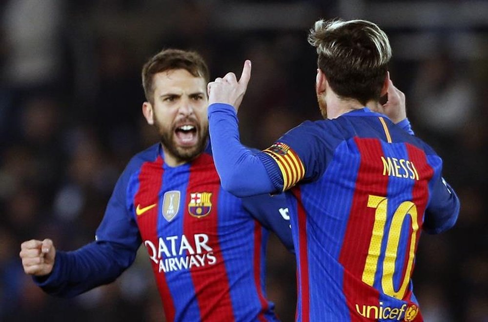 Jordi Alba considera vital la continuidad de Leo Messi. EFE/Archivo