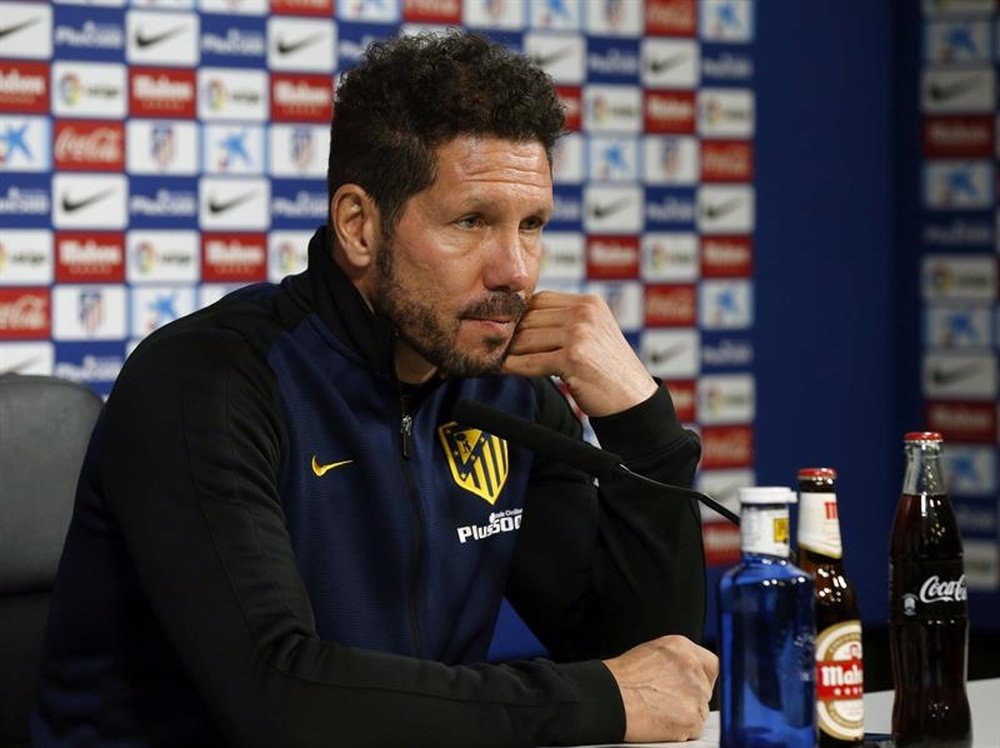 Simeone a été bavard en conférence de presse. EFE