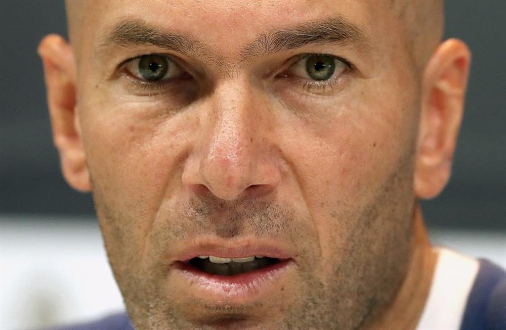 Zidane insistió en que no quiere que el colombiano salga del conjunto 'merengue'. EFE/Archivo