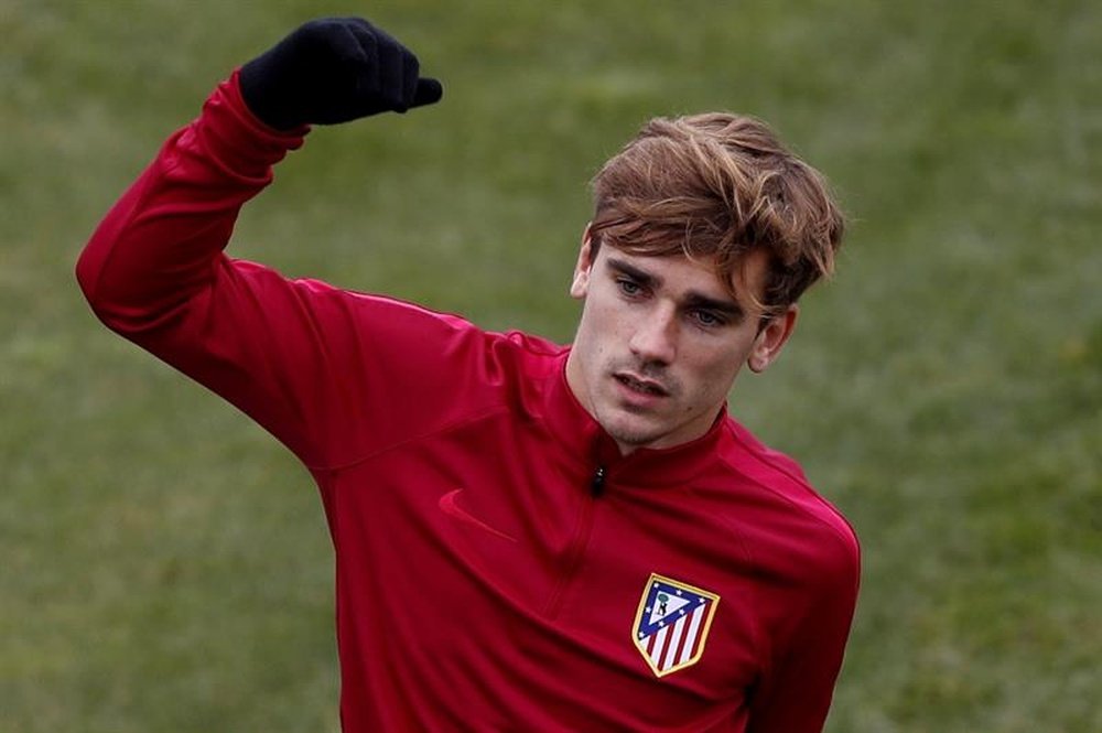 Griezmann is wanted by Jose Mourinho at United. EFE