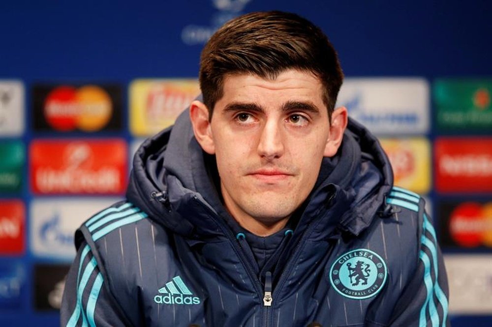 Courtois was not impressed by a section of the Chelsea support against Leicester. EFE/Archivo