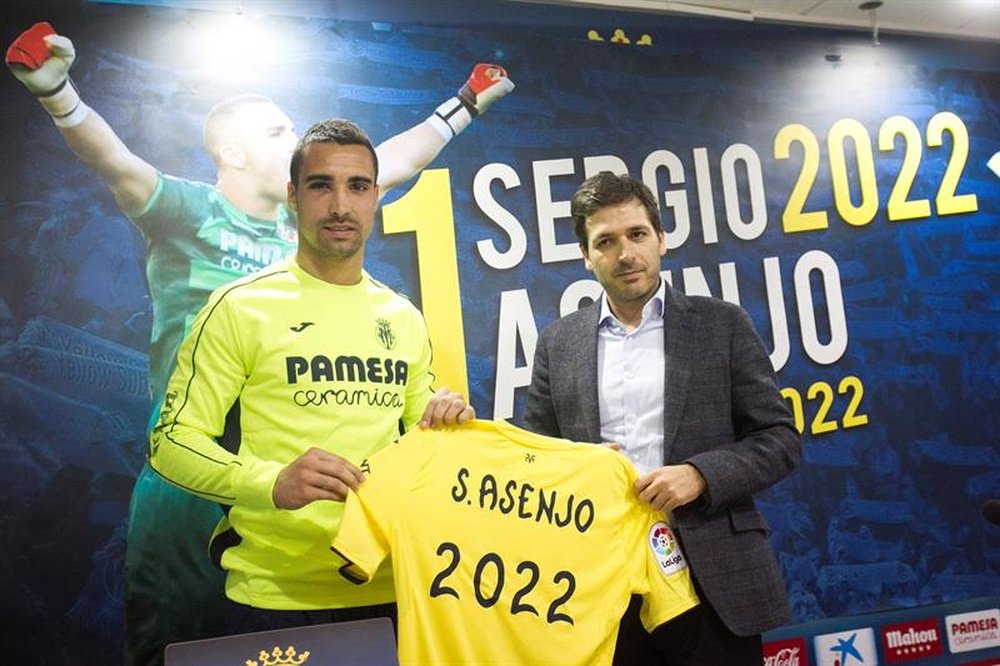 El Villarreal mantendrá en 2017 la política de blindar a jugadores de peso en 2017. EFE/Archivo