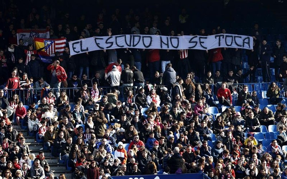 La afición del Atlético volverá a animar sin condiciones al club. EFE