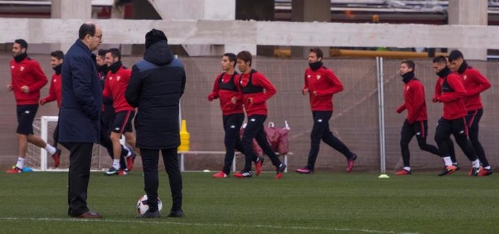 Vitolo, Rico y Mariano, las ausencias en el entrenamiento del Sevilla