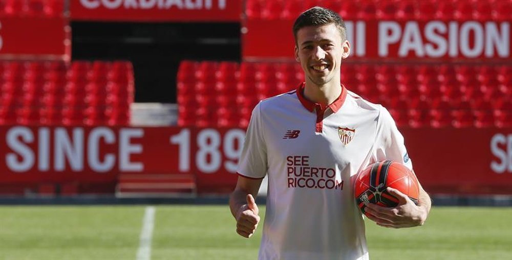 Lenglet quiere que el Sevilla se centre en el Eibar. EFE