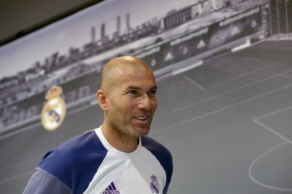 O treinador do Real Madrid disse que gosta da maneira de treinar de Danilo. EFE