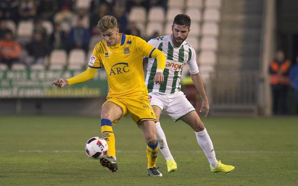 Alejo espera un bonito encuentro ante el Cádiz. EFE