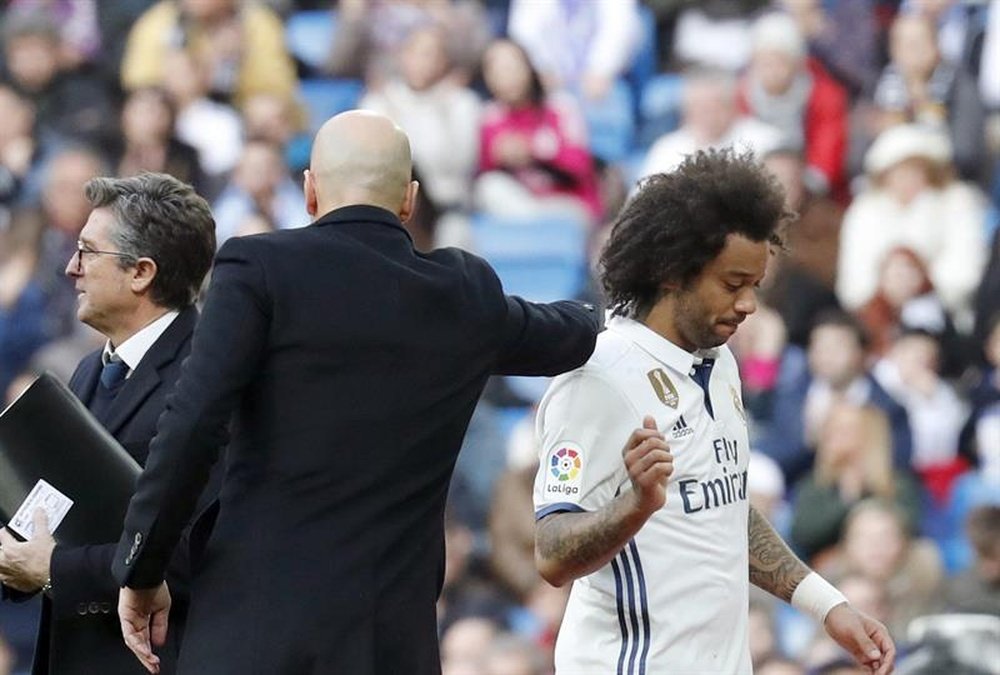 As lesões de Marcelo são uma dor de cabeça para Zidane. EFE