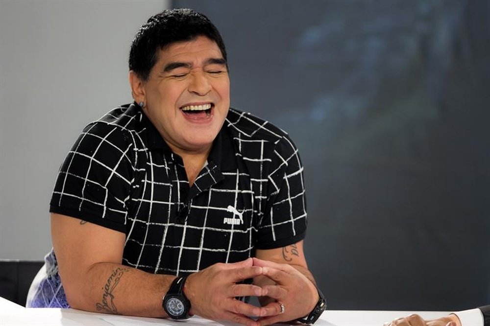Maradona irá al Bernabéu para apoyar al Nápoles. EFE