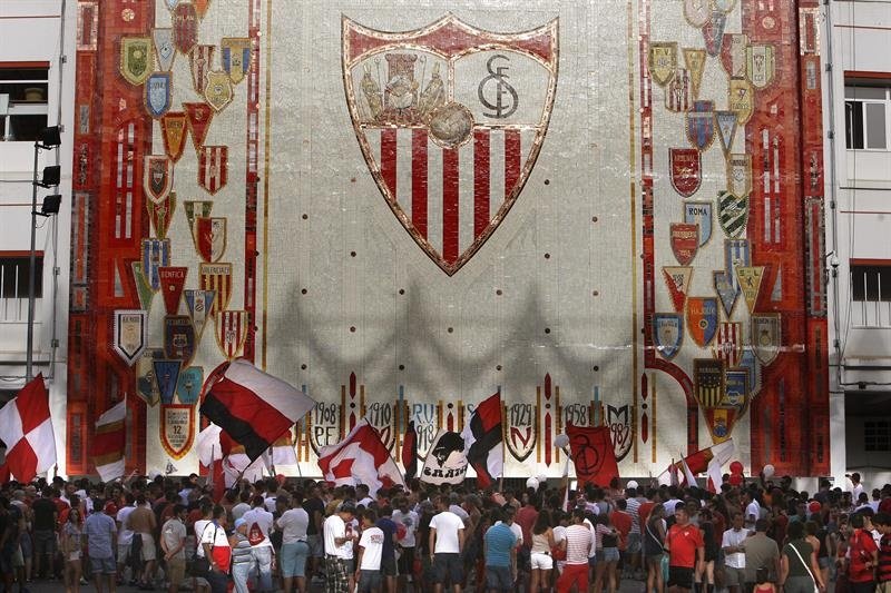 El Sevilla pide a su afición pasión, pero también respeto