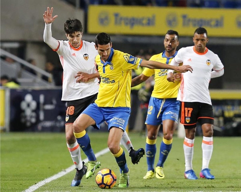 Las Palmas venció al Vencia 2-4 en el choque que disputaron en agosto del pasado año. EFE/Archivo