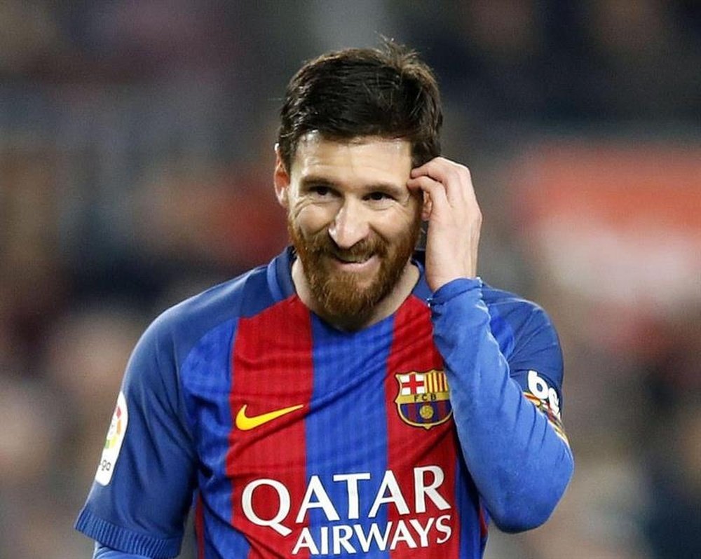 Leo Messi looking worried. EFE