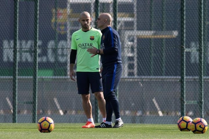 Mascherano, novedad en un entrenamiento del Barça que ha contado con cuatro filiales