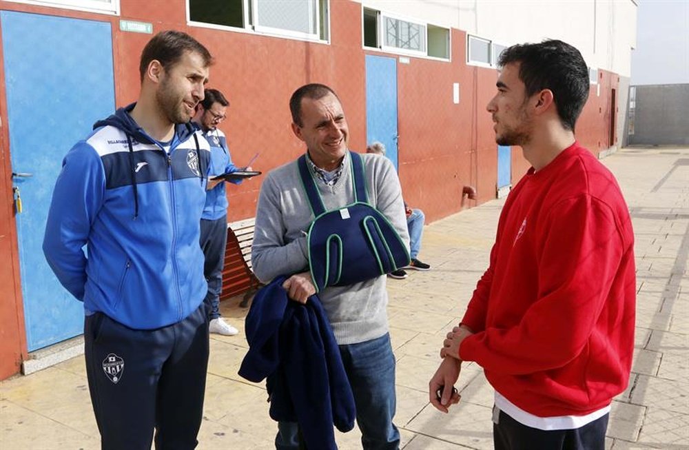 Sergio López se ha reencontrado con el técnico del Villacarrillo. EFE