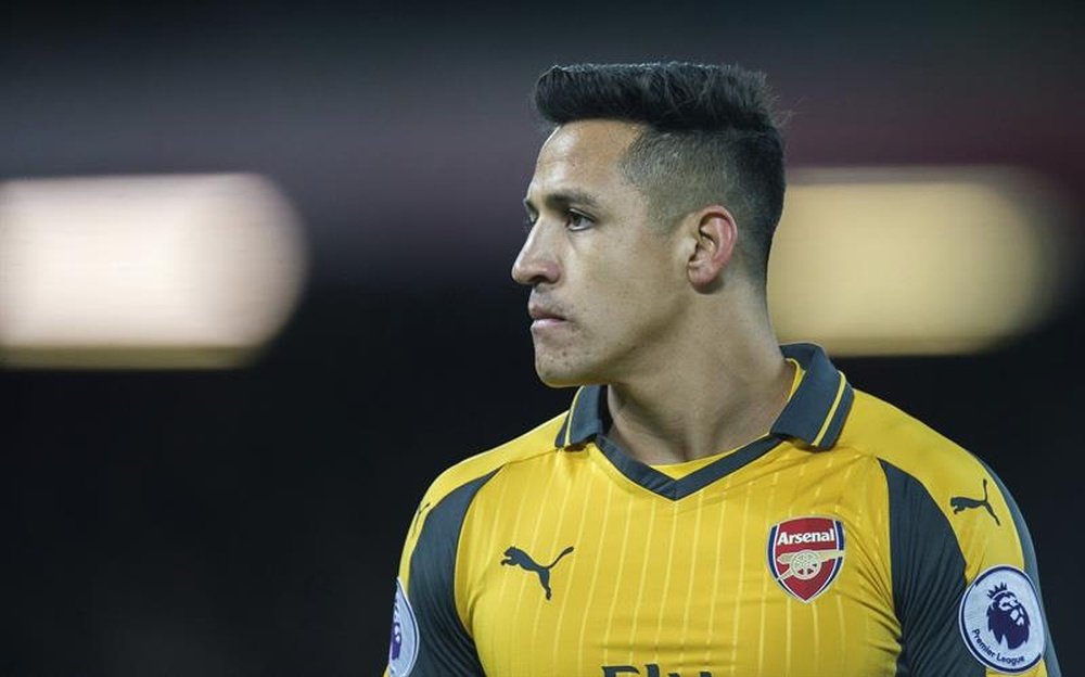 Alexis Sánchez no pasa por un buen momento en el Arsenal. EFE/Archivo