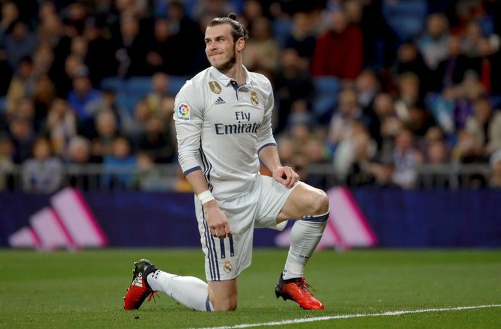 L'attaquant gallois du Real Madrid, Gareth Bale, regrette un but manqué à Santiago Bernabeu. EFE
