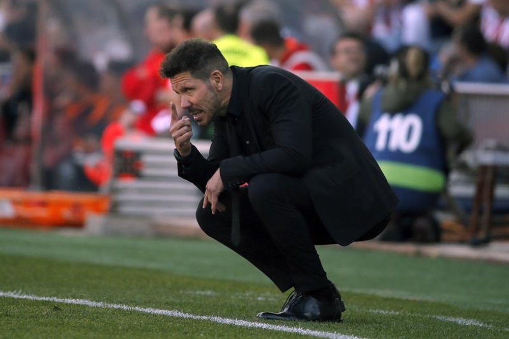 Simeone logró derrotar al Sevilla. EFE