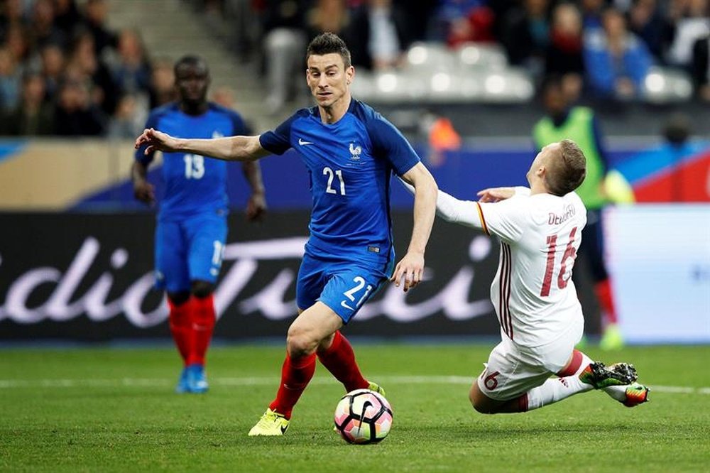 Koscielny could earn his 50th France cap in one of their upcoming friendlies. EFE