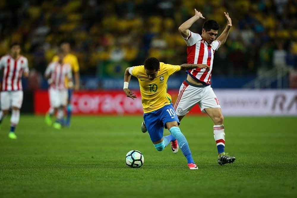 Neymar vuelve al Barça en buenas condiciones tras el parón con Brasil. EFE