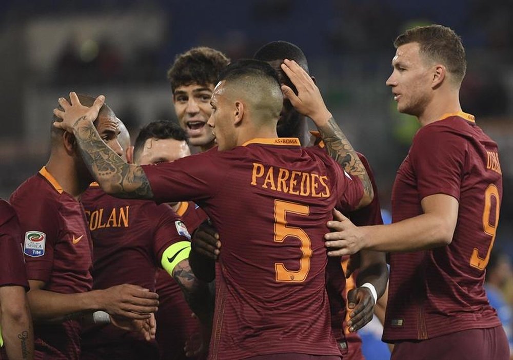 Les joueurs de l'AS Roma célèbrent un but contre Empoli en Serie A. EFE/EPA