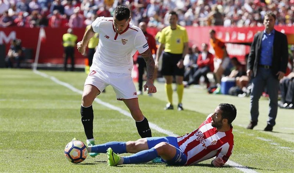 Sevilha não foi além de um empate sem gols com o Sporting de Gijón. EFE