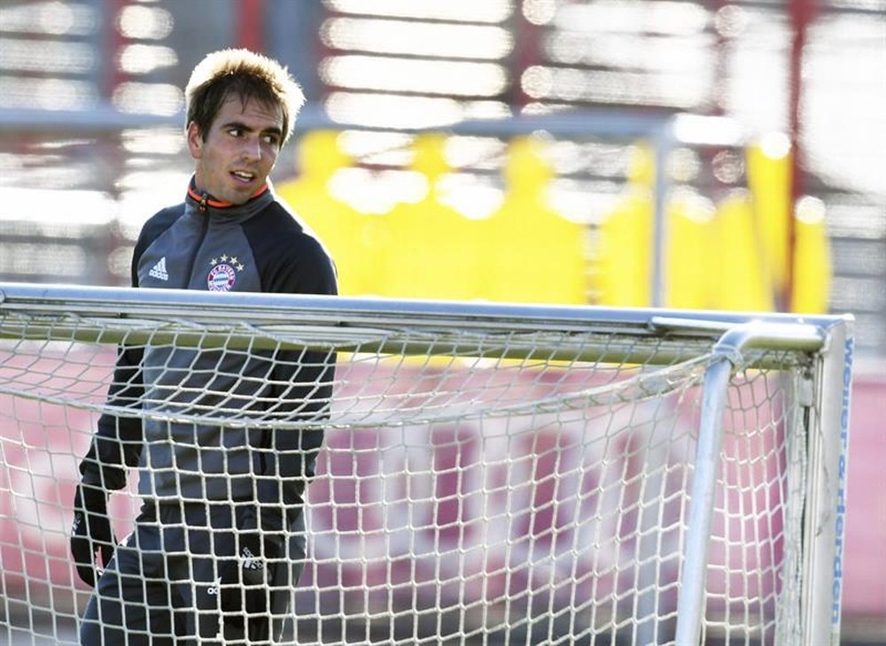 Philipp Lahm pide a sus compañeros el mejor nivel para superar al Madrid. EFE/Archivo