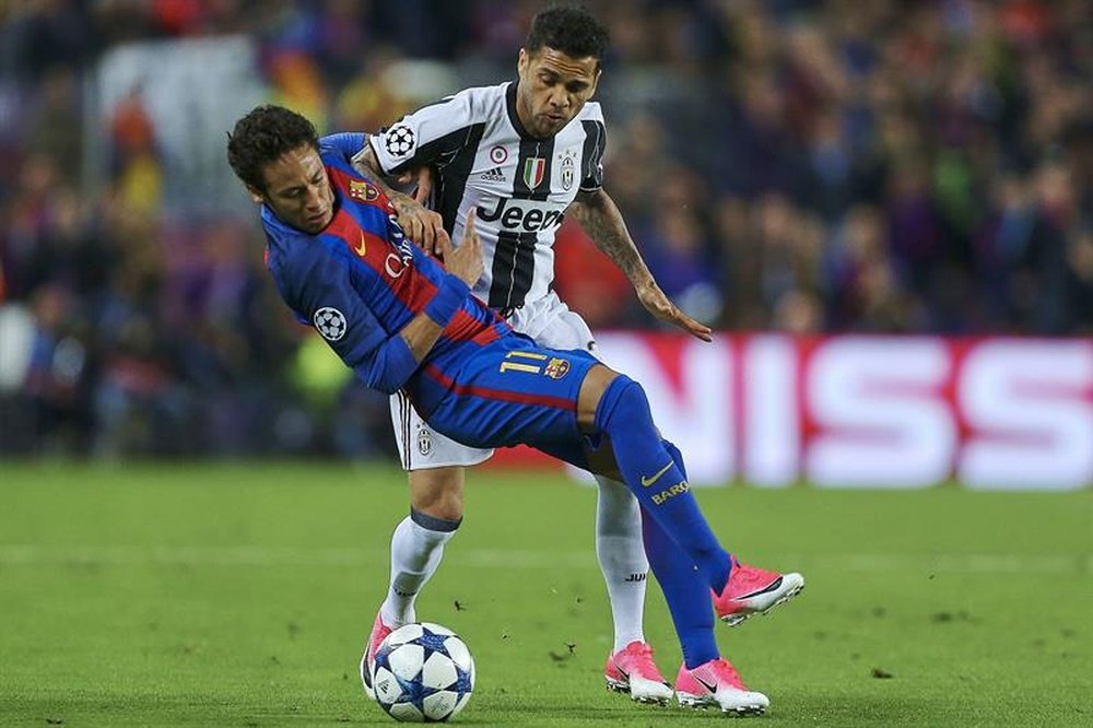 Neymar could not find a way in with the Juve defence completing a great match. EFE
