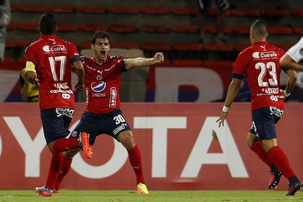 Independiente Medellín se mantiene firme y es líder en la tabla clasificatoria. EFE