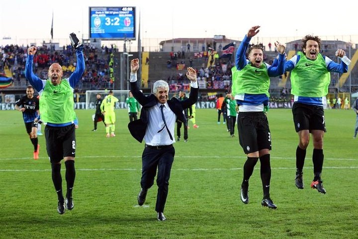 El Atalanta sigue soñando con Europa tras ganar con sufrimiento al Bologna