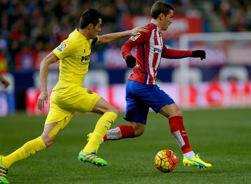 El Atlético quiere amarrar la Champions ante el Villarreal. EFE