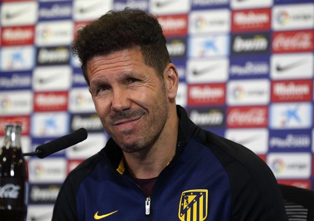 No season is simple - Simeone. EFE