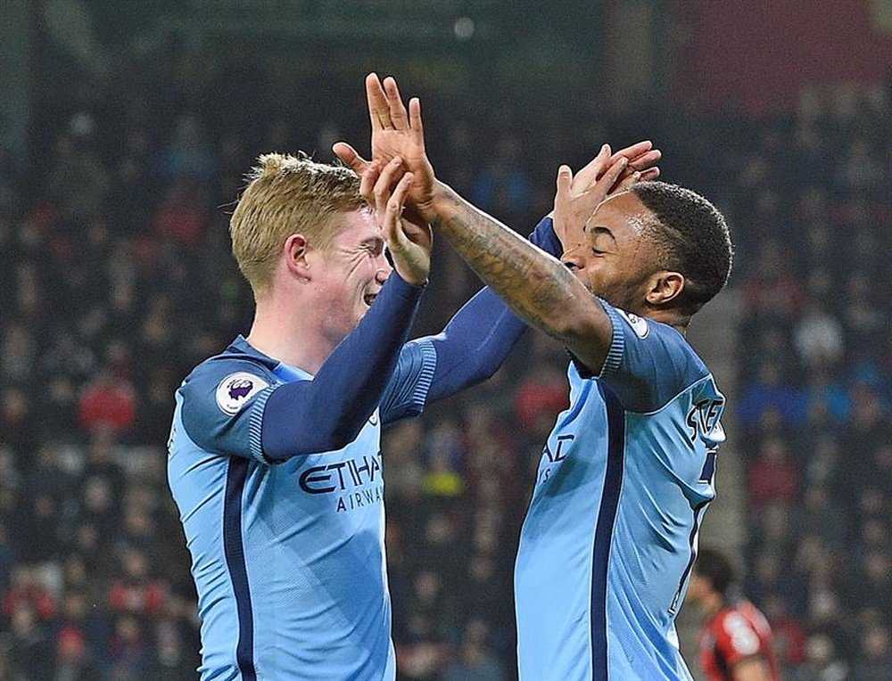 Sterling et De Bruyne valent plus de 200 millions d'euros. EFE