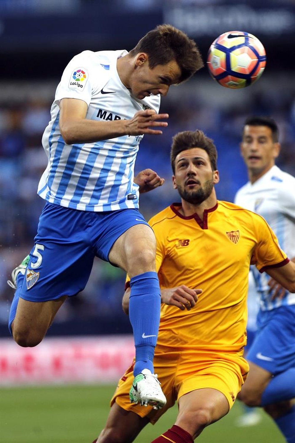 Le défenseur de Malaga, Diego Llorente, lors d'un match face à Séville en Liga. EFE