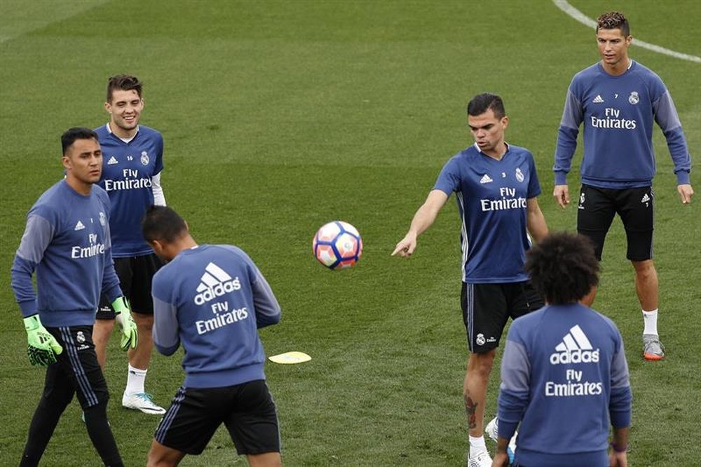 Kovacic y Pepe compartieron vestuario en el Real Madrid. EFE