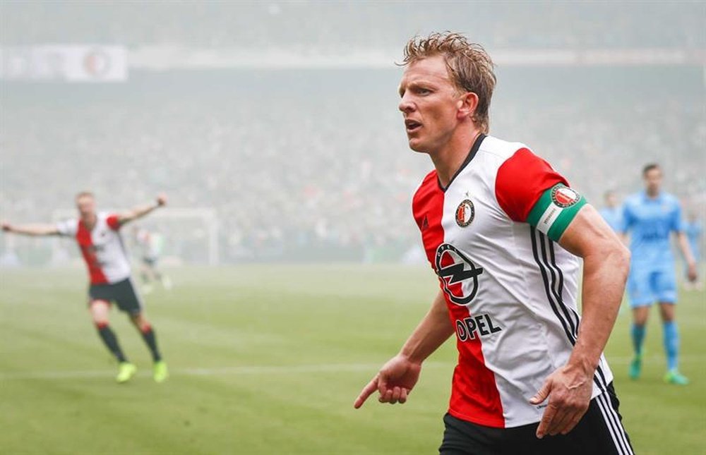 Kuyt logró devolver al Feyenoord al trono holandés justo antes de su retirada. EFE