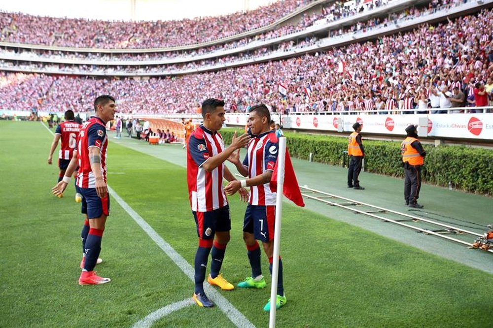 Chivas superó a Atlas y se enfrentará a Toluca por un puesto en la final. EFE