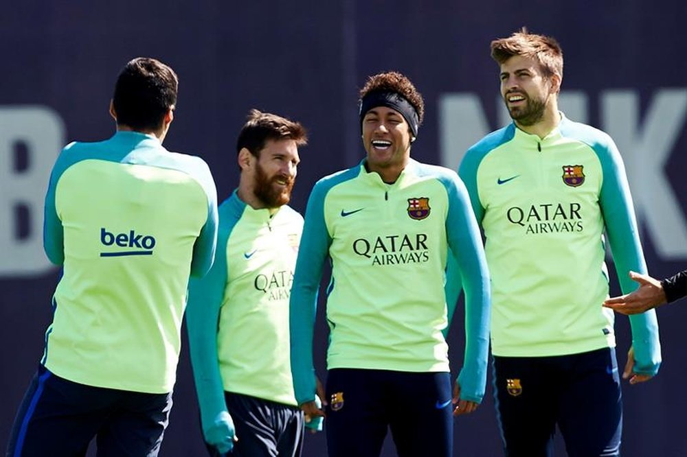 Les joueurs du FC Barcelon, Messi, Neymar, Pique et Suarez, lors d'un entraînement. EFE