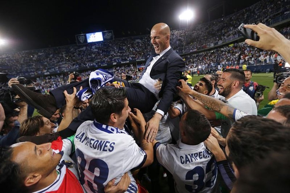 Les joueurs du Real Madrid célèbrent leur victoire en Liga lors du dernier match contre Malaga. EFE