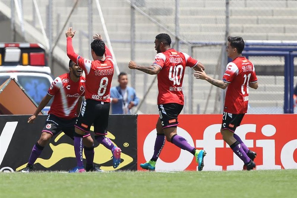 Los jugadores de Veracruz se plantan. EFE/Archivo