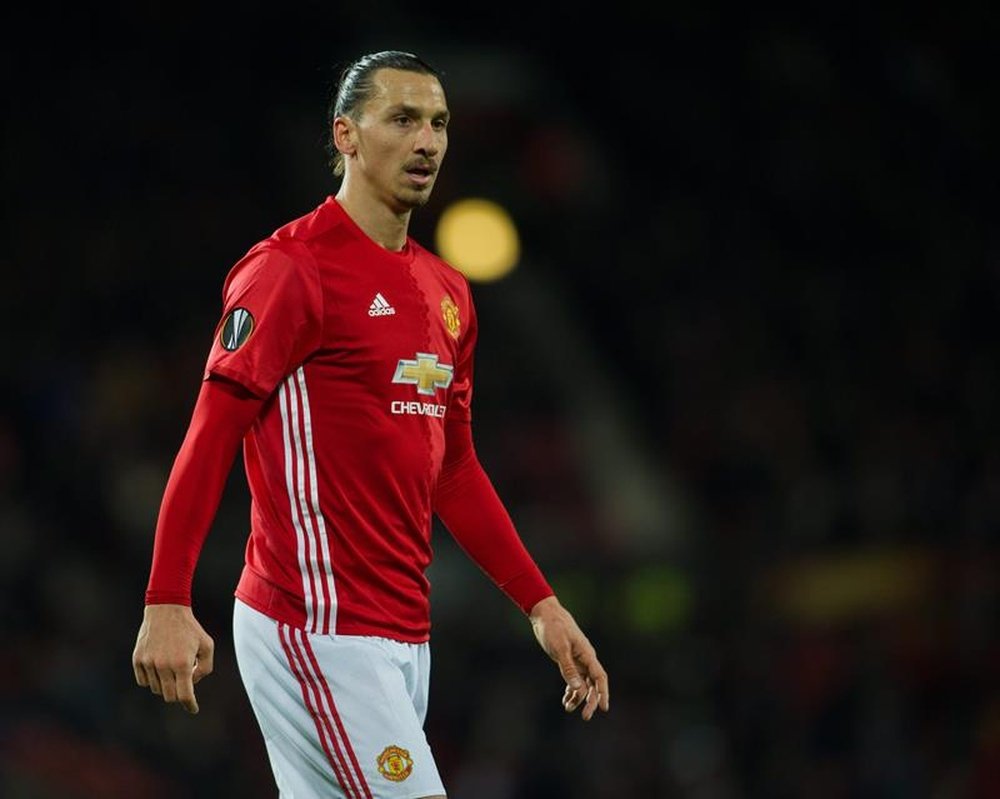 Zlatan Ibrahimovic could extend his contract at Manchester. EFE/Archivo