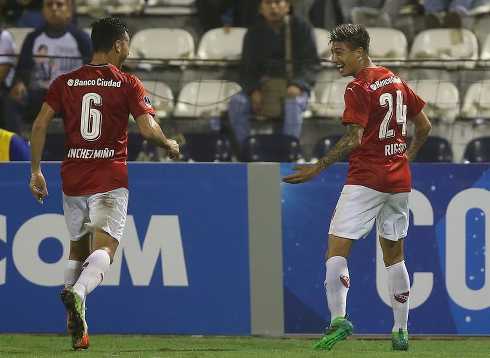 Independiente estropeó una renta de cuatro goles al final. EFE