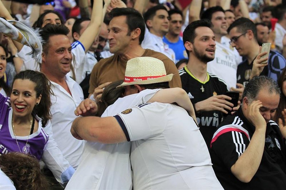La UEFA, permisiva con el alcohol. EFE