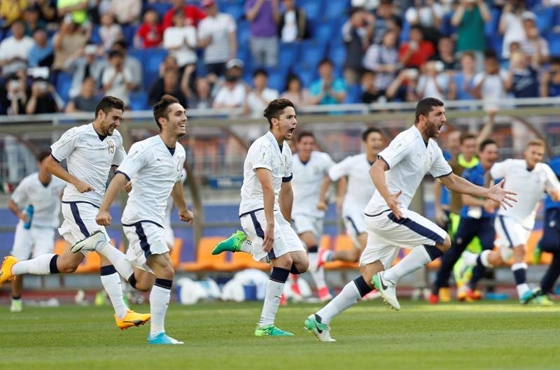 El partido quedó 0-0 e Italia y Uruguay tuvieron que jugársela en la tanda de penaltis. AFP